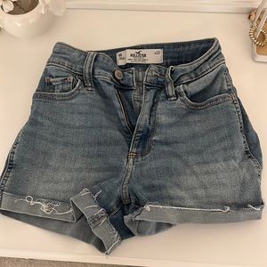 high- rise shorts from hollister:)